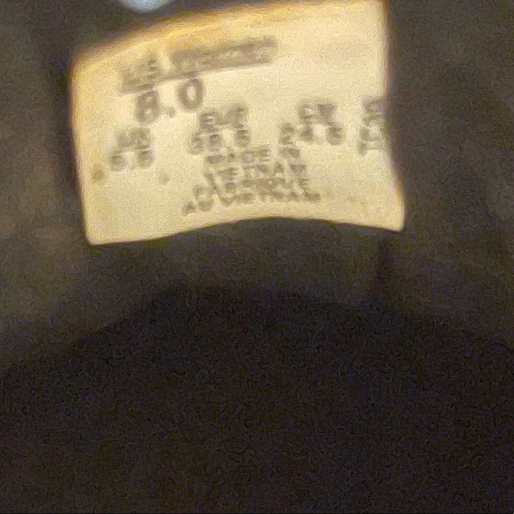 Used - Picture 4 of 4